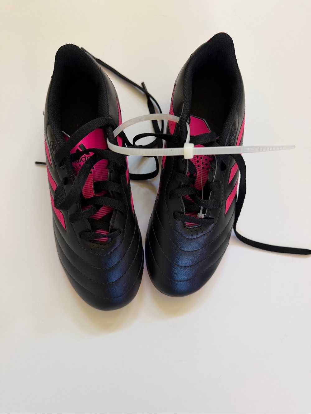 NWT Girls Adidas Soccer Cleats